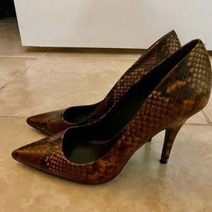 Aldo faux brown/black snake skin stilettos